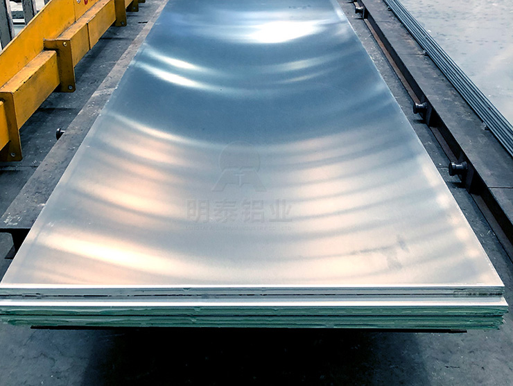 鏡面鋁板用途廣，有什么獨特的優點嗎